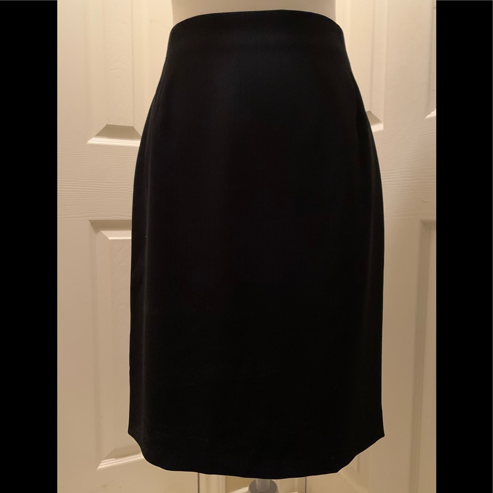 NWOT! Garfield Marks Pencil Skirt